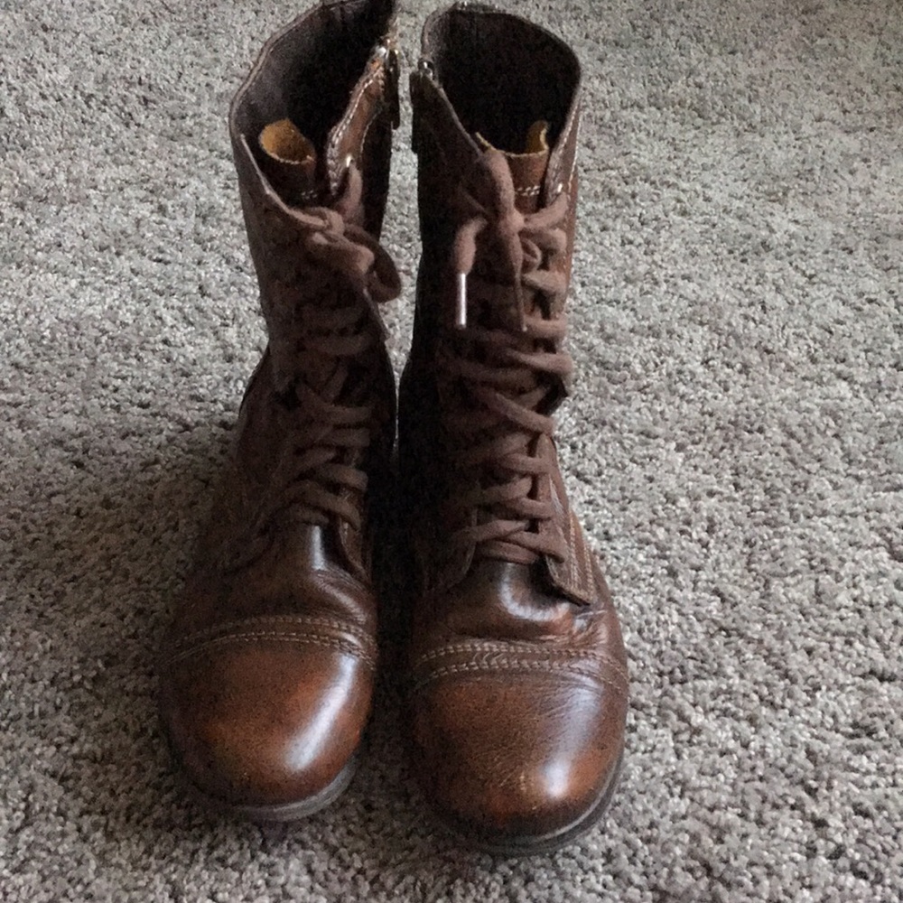 Steve Madden Brown Leather Boots.8.5